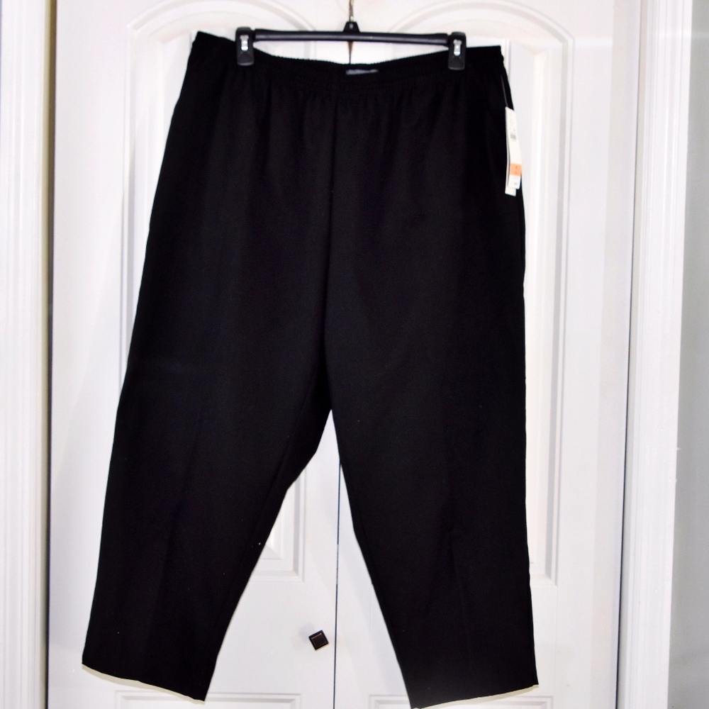 Koret Woman Black Easy Care Pants Size 24W. NWT